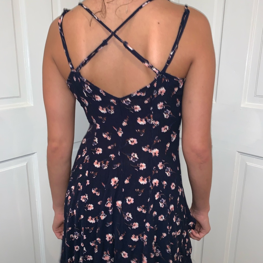 Dress - Picture 3 of 3